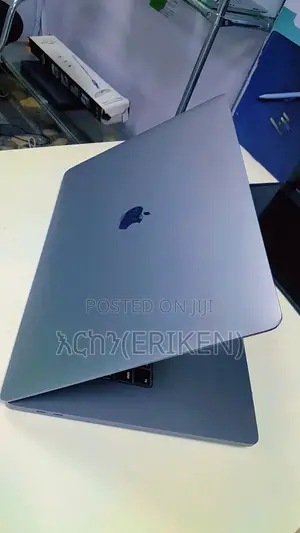 New Laptop Apple MacBook Pro 2019 16GB Intel Core I9 SSD 1T