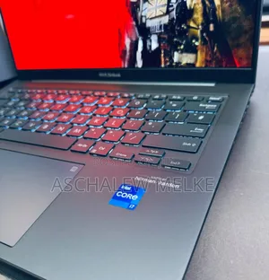 New Laptop Asus Zenbook 14 UX434 16GB Intel Core I7 SSD 512GB