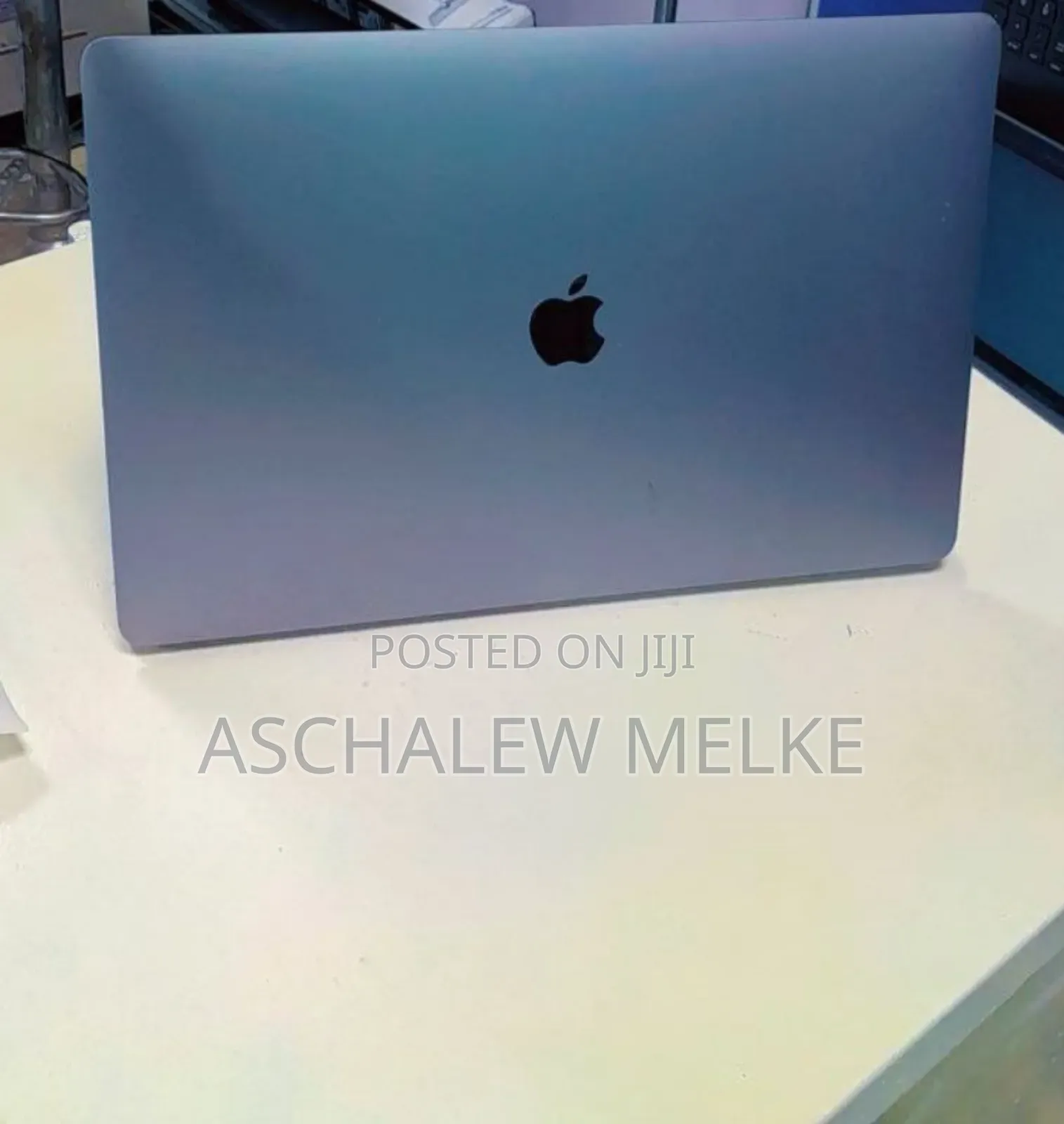 New Laptop Apple MacBook Pro 2019 16GB Intel Core I9 SSD 1T