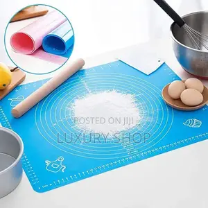 Reusable Non-Stick Silicon Baking Mat / Dough Mat