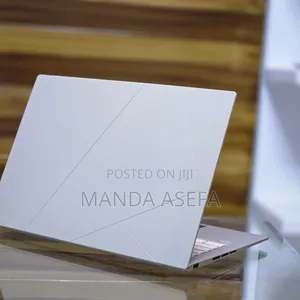 New Laptop Asus ZenBook S UX391UA 32GB Intel Core I9 SSD 512GB