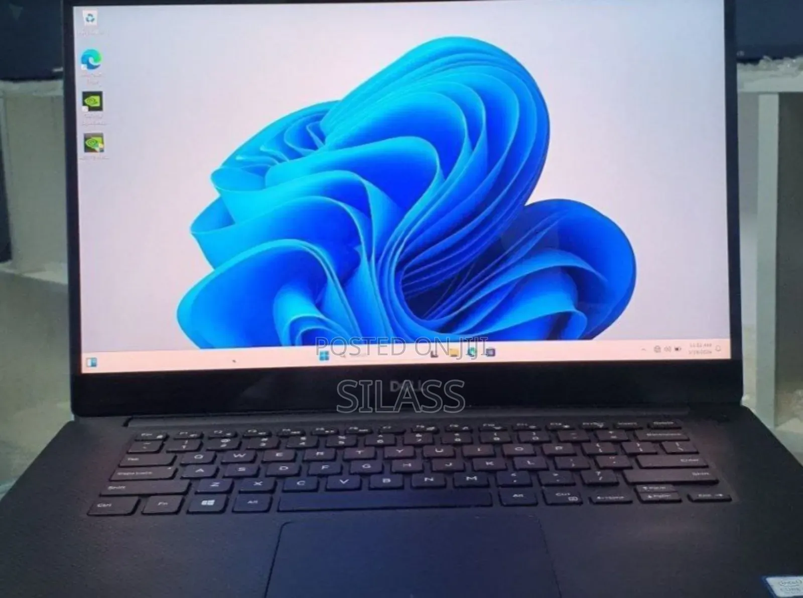 New Laptop Dell XPS 15 16GB Intel Core I7 SSD 512GB