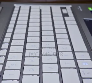 New Laptop Asus ZenBook UX32VD 32GB Intel Core I9 SSD 1T