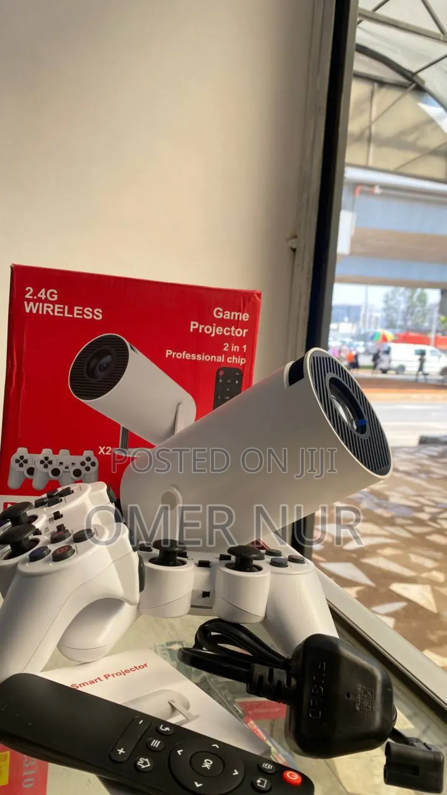 Game Projector Hy300