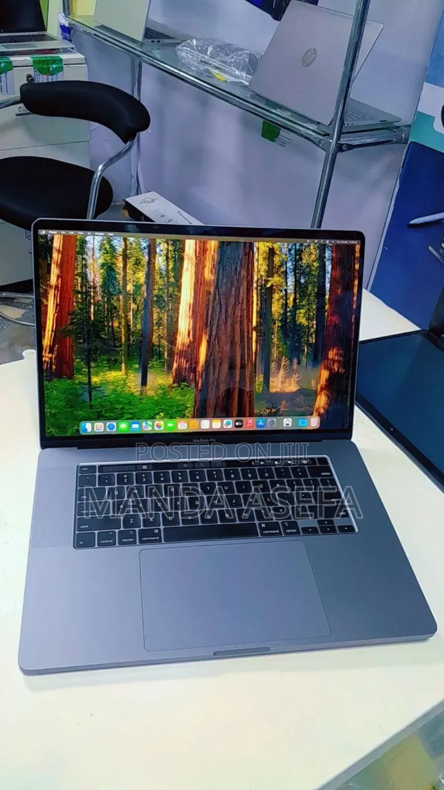 New Laptop Apple MacBook Pro 2019 16GB Intel Core I9 SSD 1T