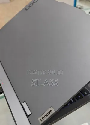 New Laptop Lenovo LOQ 15IRH8 16GB Intel Core I5 SSD 512GB