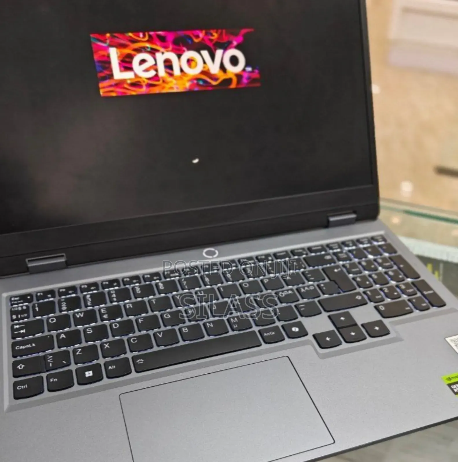 New Laptop Lenovo LOQ 15IRH8 16GB Intel Core I5 SSD 512GB