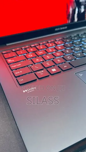 New Laptop Asus ZenBook UX430UA 16GB Intel Core I7 SSD 512GB