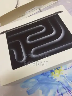 New Laptop Apple MacBook Pro 2024 M4 14-Inch 16GB Apple M4 SSHD+SSD 1T