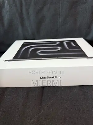 New Laptop Apple MacBook Pro 2024 M4 14-Inch 16GB Apple M4 SSHD+SSD 1T