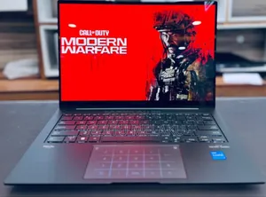 New Laptop Asus ZenBook 13 UX331UN 16GB Intel Core I7 SSD 512GB