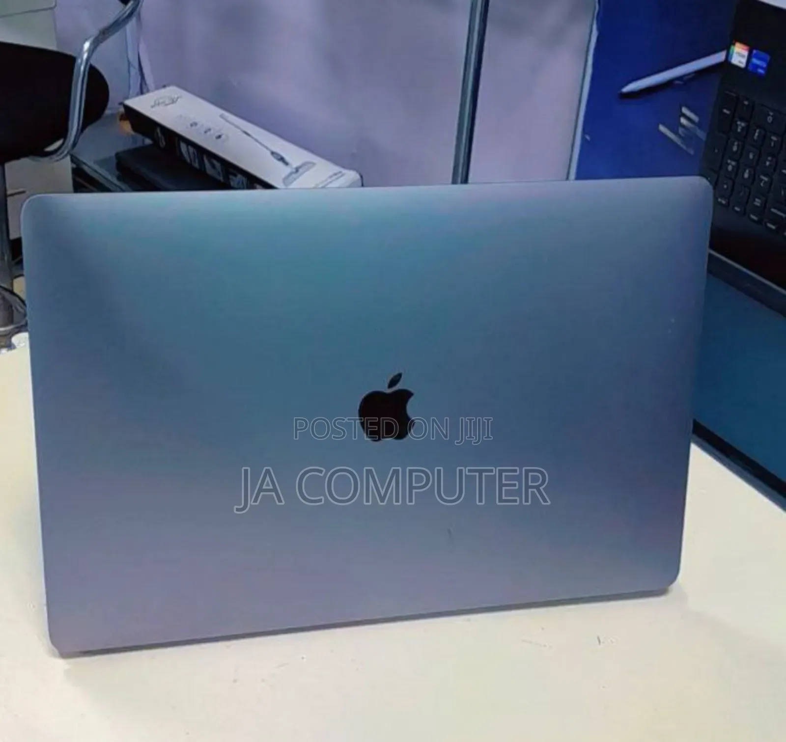 New Laptop Apple MacBook Pro 2019 16GB Intel Core I9 SSD 1T