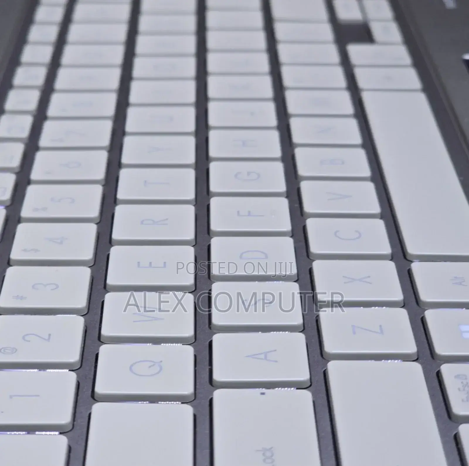 New Laptop Asus Zenbook 14 UX434 32GB Intel Core I9 SSD 512GB