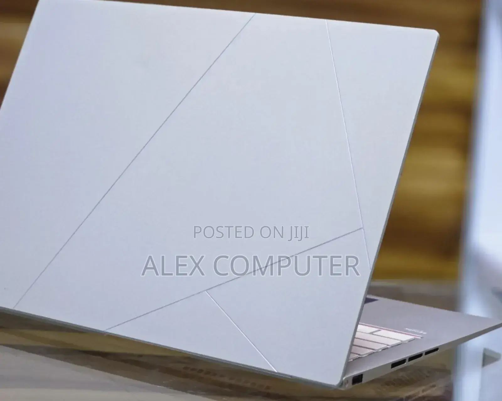 New Laptop Asus Zenbook 14 UX434 32GB Intel Core I9 SSD 512GB