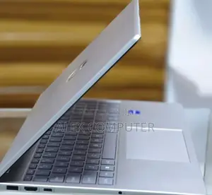 New Laptop HP Stream Notebook 16GB Intel Core I7 SSD 1T