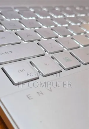 New Laptop HP Envy 14 16GB Intel Core I5 SSD 512GB