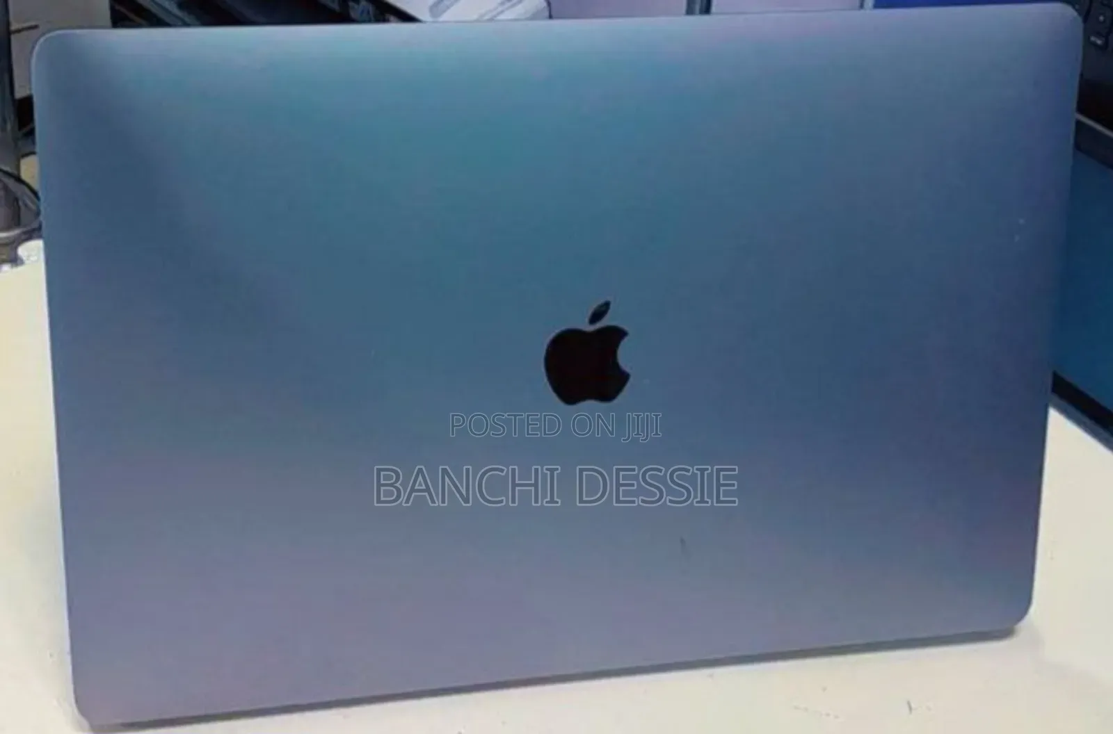 New Laptop Apple MacBook Pro 2019 16GB Intel Core I9 SSD 512GB