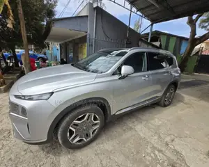 Photo - New Hyundai Santa Fe 2022 Silver