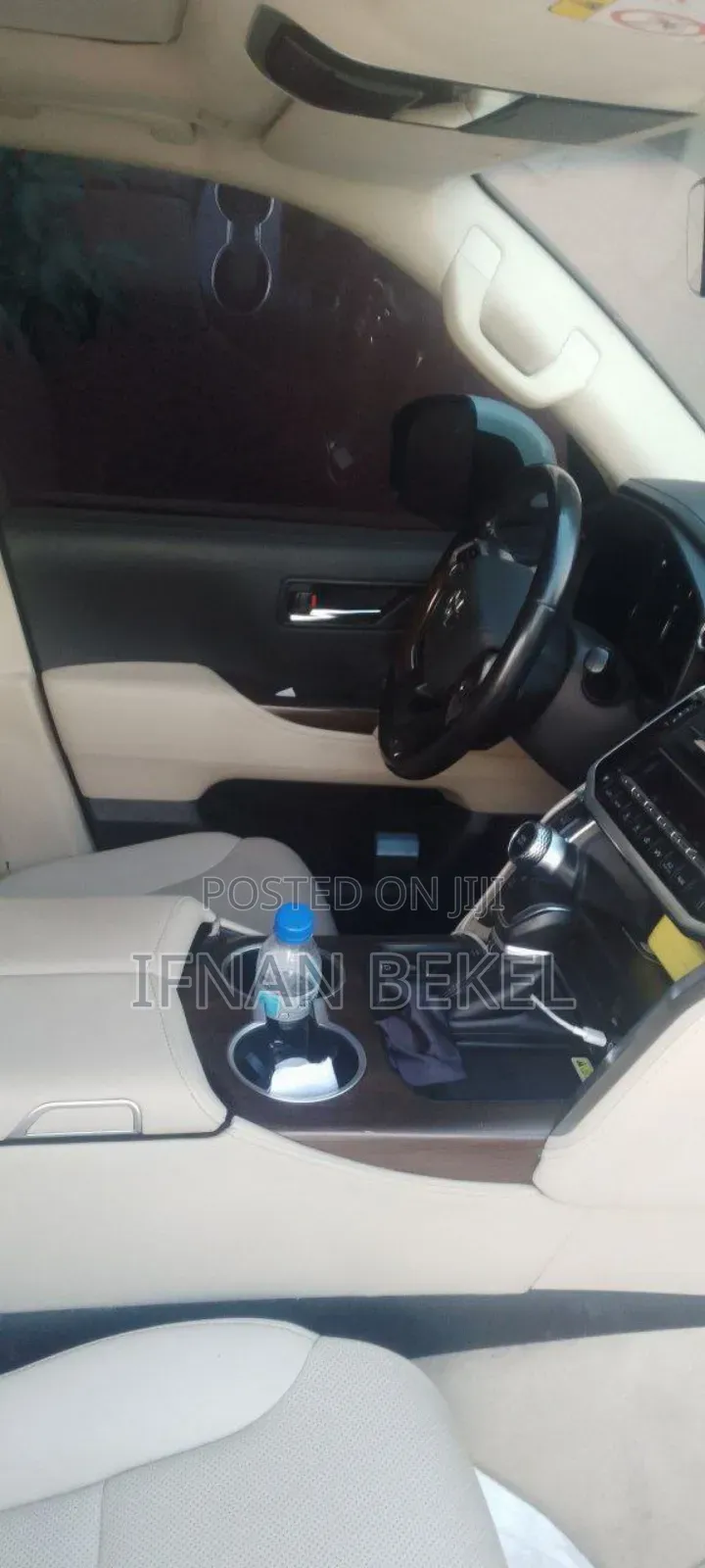 Toyota Land Cruiser 3.5 V6 2022 White