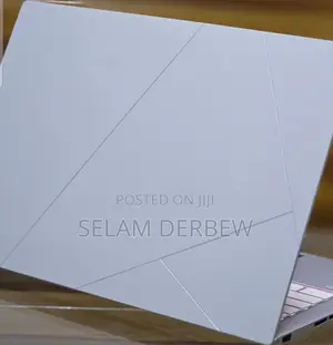 New Laptop Asus ZenBook UX301LA 32GB Intel Core I9 SSD 512GB