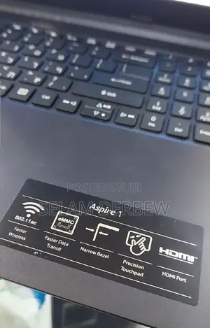 Laptop Acer Aspire 1 8GB Intel Core 2 Quad SSD 128GB