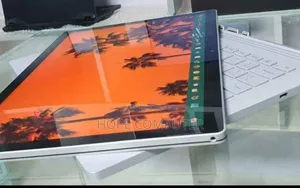 New Laptop Microsoft Surface Book 3 16GB Intel Core I7 SSD 256GB