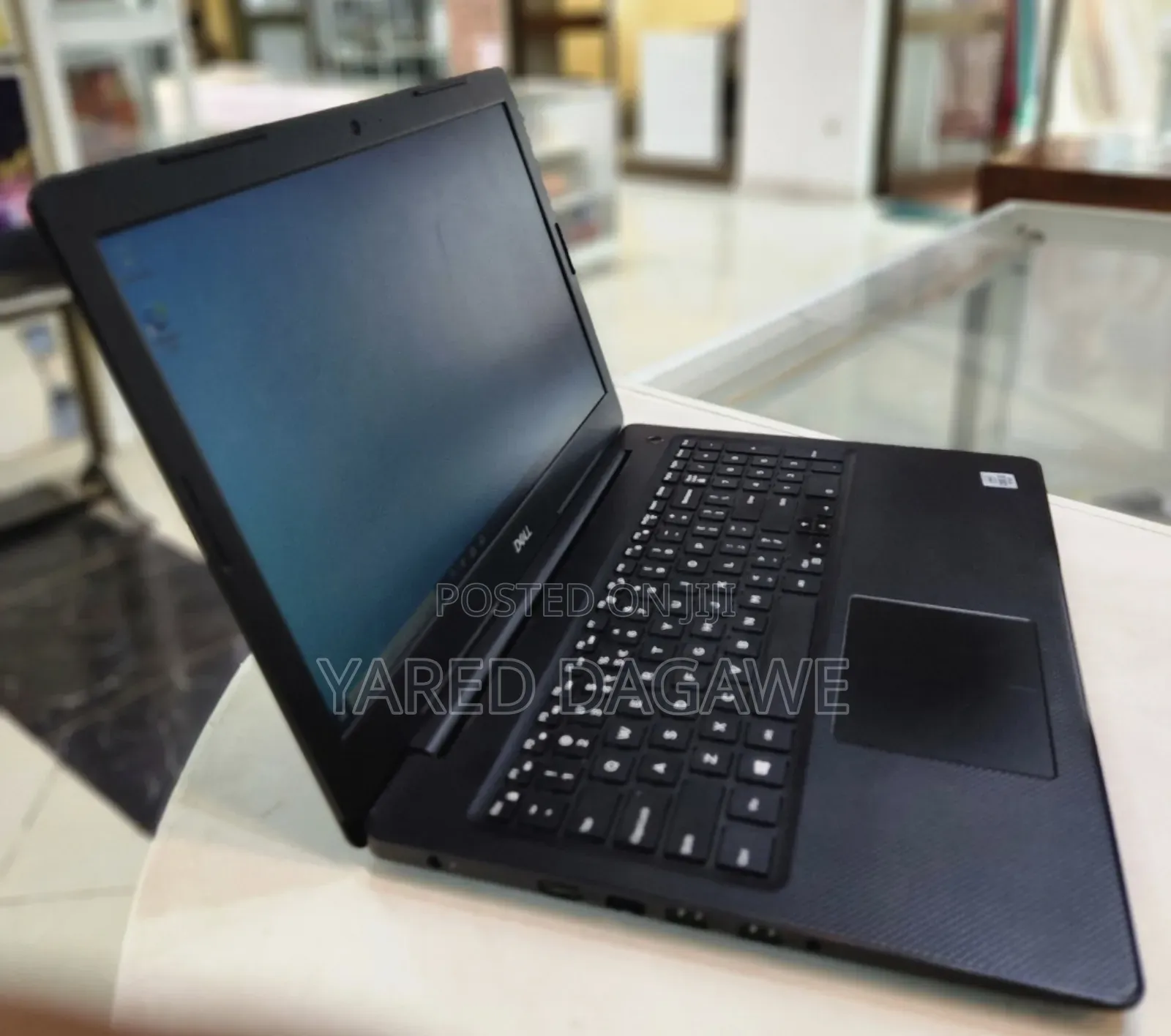 New Laptop Dell Vostro 3560 8GB Intel Core I5 HDD 1T