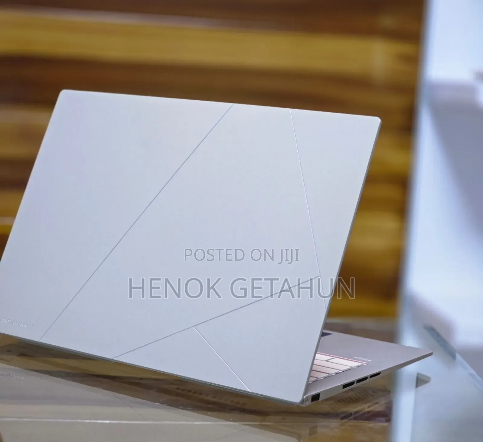 New Laptop Asus Zenbook 14 UX434 32GB Intel Core I9 SSD 512GB