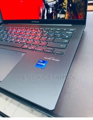 New Laptop Asus ZenBook UX303UA 16GB Intel Core I7 SSD 512GB