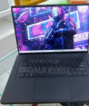 New Laptop Asus 16GB AMD Ryzen 9 SSD 1T