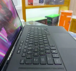 New Laptop Asus 16GB AMD Ryzen 9 SSD 1T