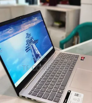 New Laptop HP Stream Notebook 8GB AMD Ryzen 5 SSD 512GB