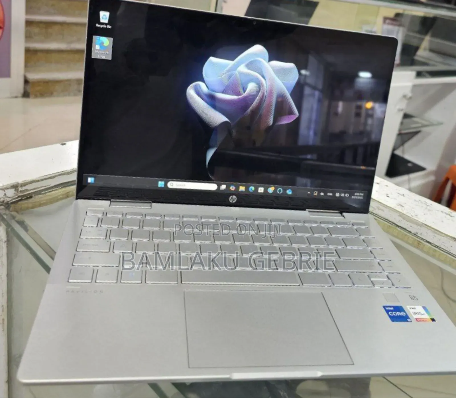 New Laptop HP Pavilion X360 8GB Intel Core I5 SSD 512GB