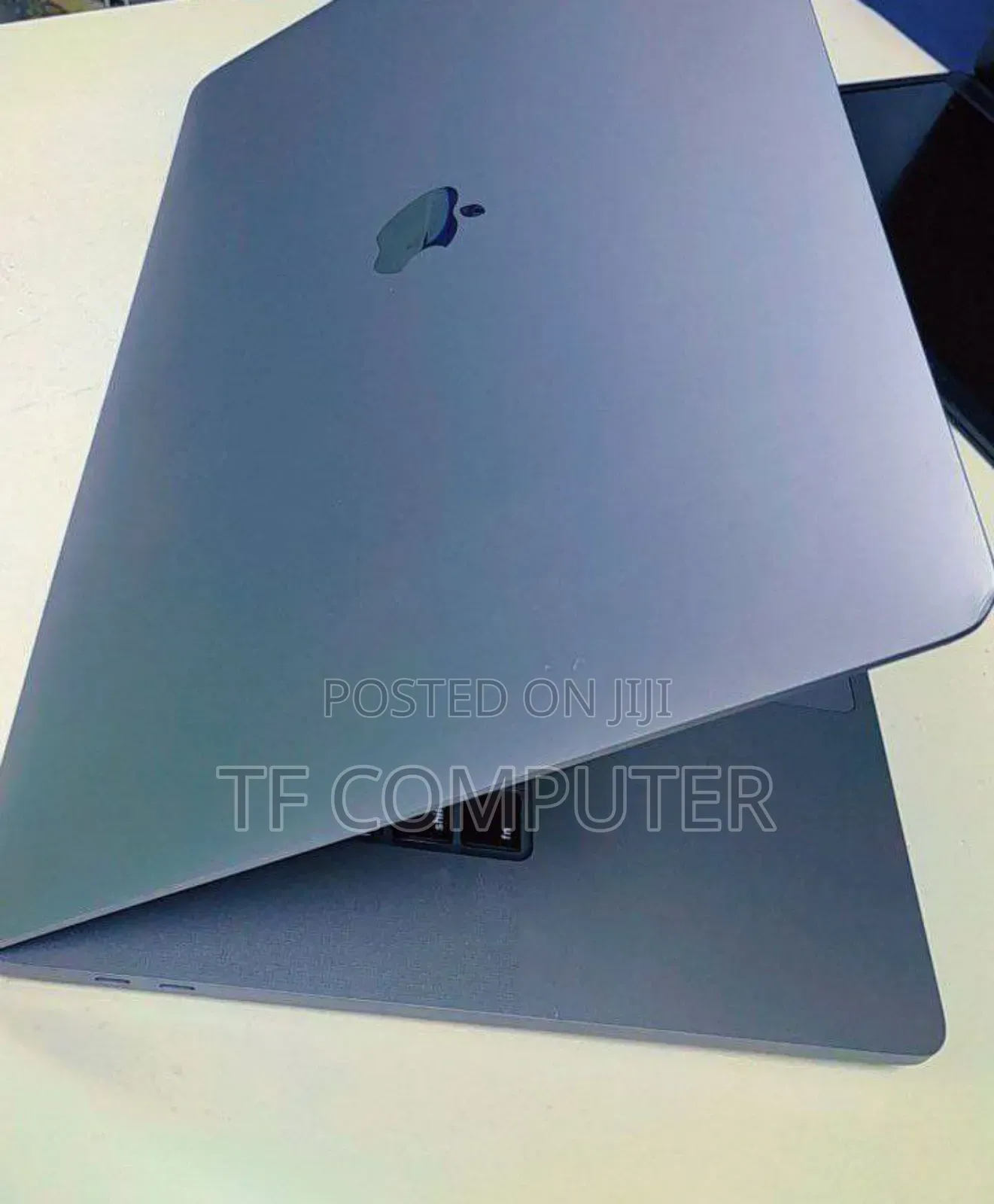 New Laptop Apple MacBook Pro 2019 16GB Intel Core I9 SSD 1T