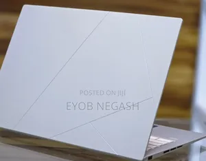 Photo - New Laptop Asus VivoBook 15 X505BA 32GB Intel Core I9 SSD 512GB