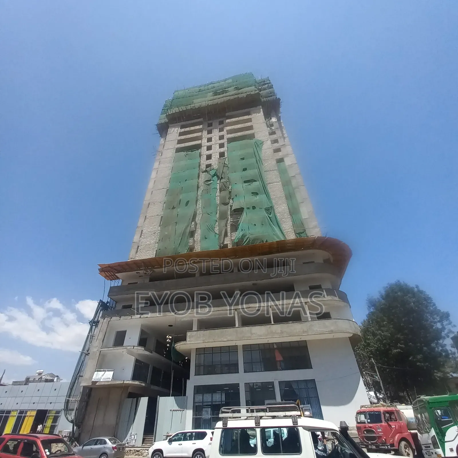 3bdrm Apartment in Palm Real Estate, Bole for sale