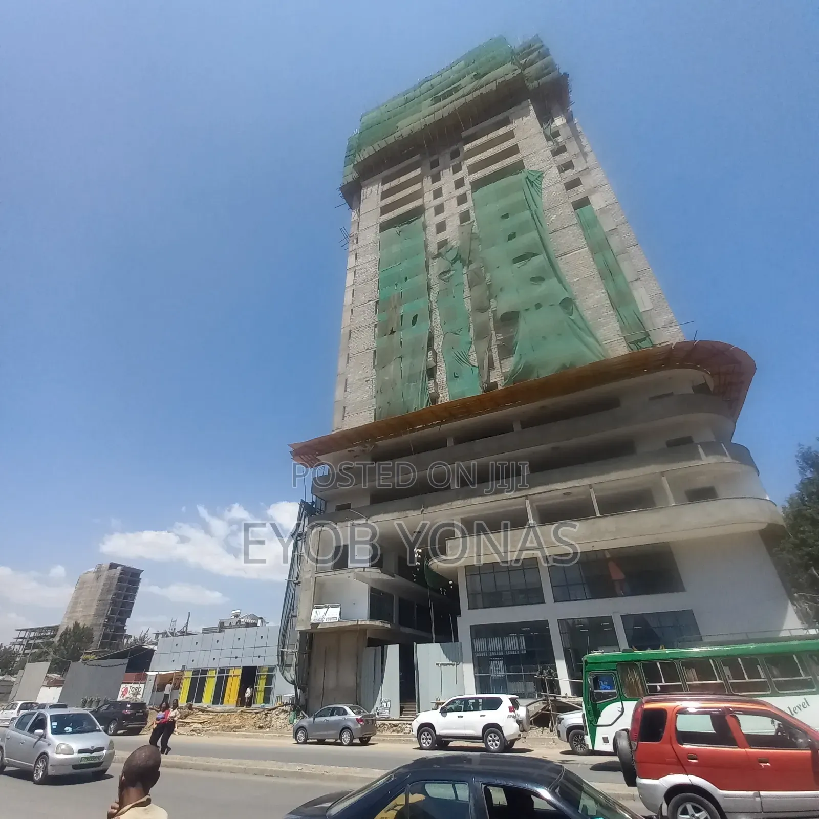 3bdrm Apartment in Palm Real Estate, Bole for sale