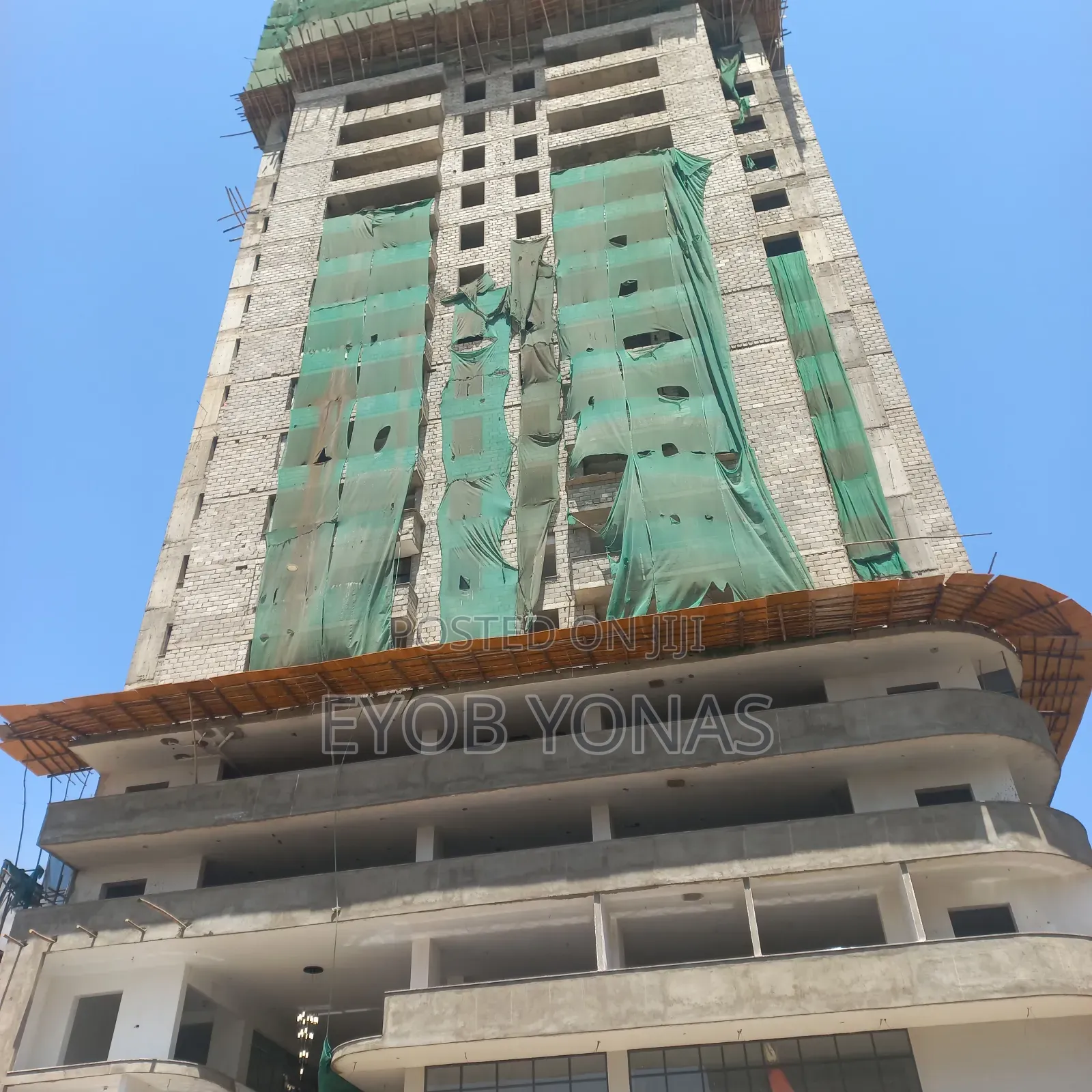 3bdrm Apartment in Palm Real Estate, Bole for sale