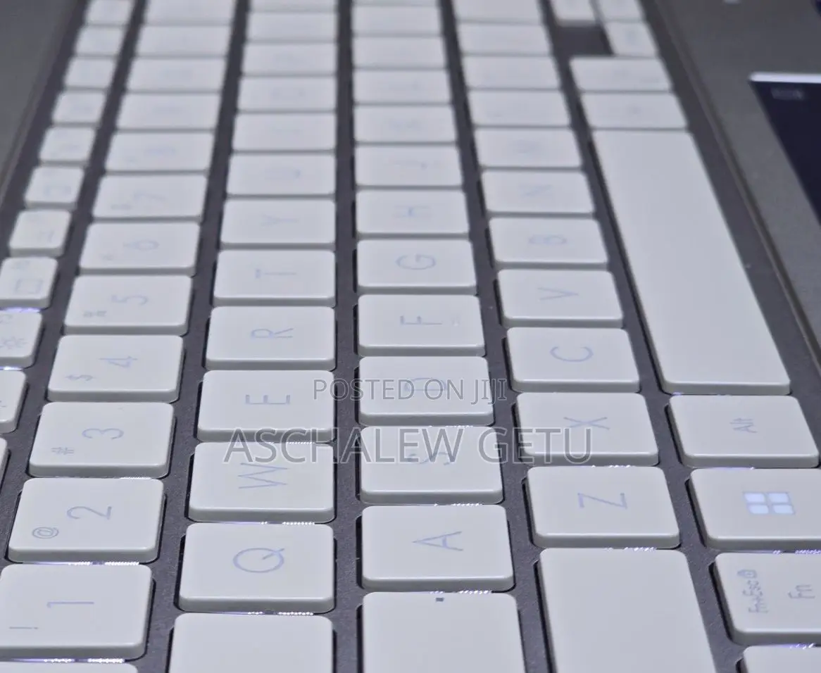 New Laptop Asus Zenbook Duo 14 32GB Intel Core I9 SSD 512GB