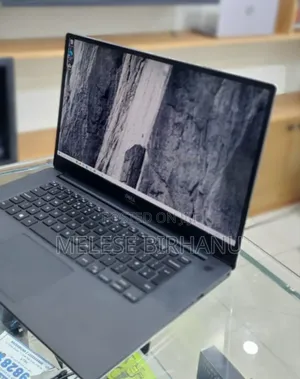 Photo - New Laptop Dell Precision 5540 32GB Intel Core I7 SSD 512GB