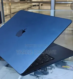 New Laptop Apple MacBook Air 2024 M3 13-Inch 8GB Apple M3 SSD 256GB