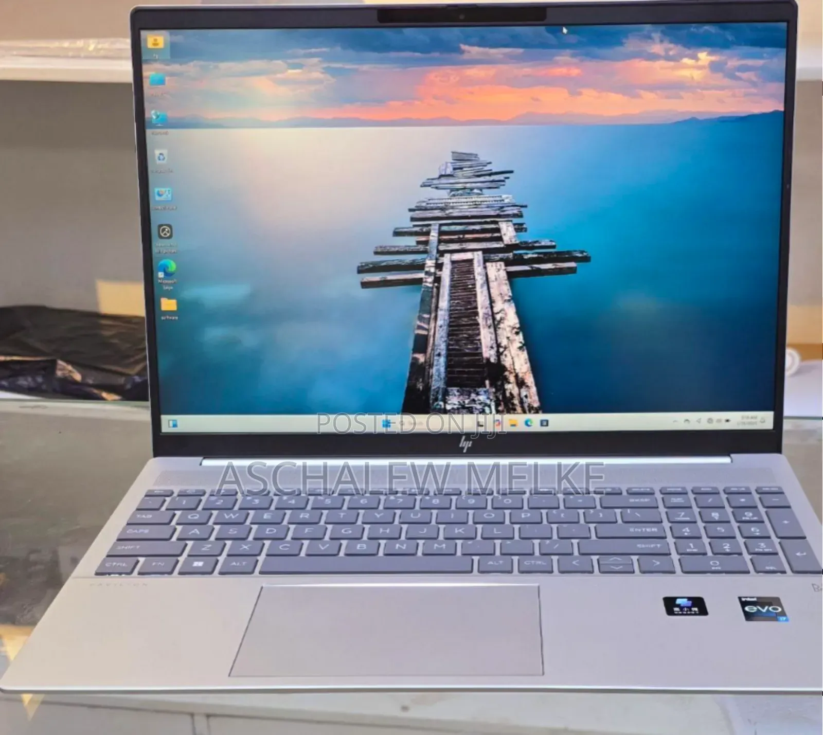 New Laptop HP Pavilion 17 16GB Intel Core I7 SSD 512GB