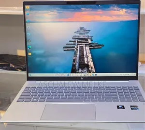 New Laptop HP Pavilion 17 16GB Intel Core I7 SSD 512GB