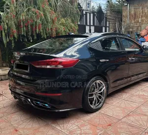 Hyundai Avante 2018 Black