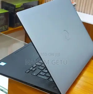 Photo - New Laptop Dell Precision 7560 32GB Intel Core I7 SSD 512GB