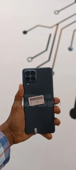 New Samsung Galaxy M33 5G 128 GB Black