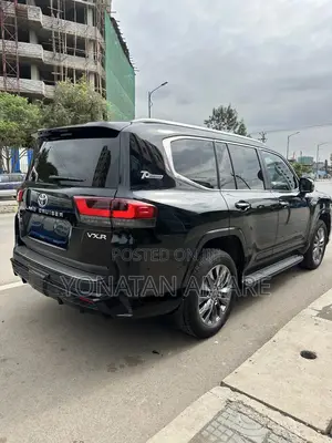 Toyota Land Cruiser 2023 Black