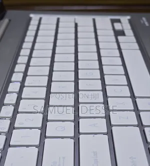 New Laptop Asus ZenBook 13 UX331UN 32GB Intel Core I9 SSD 512GB