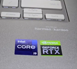 New Laptop Asus ZenBook 13 UX331UN 32GB Intel Core I9 SSD 512GB