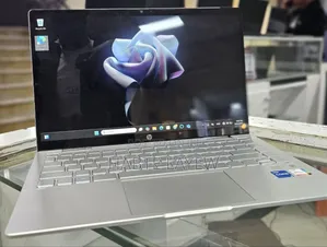 New Laptop HP Pavilion X360 8GB Intel Core I5 SSD 512GB